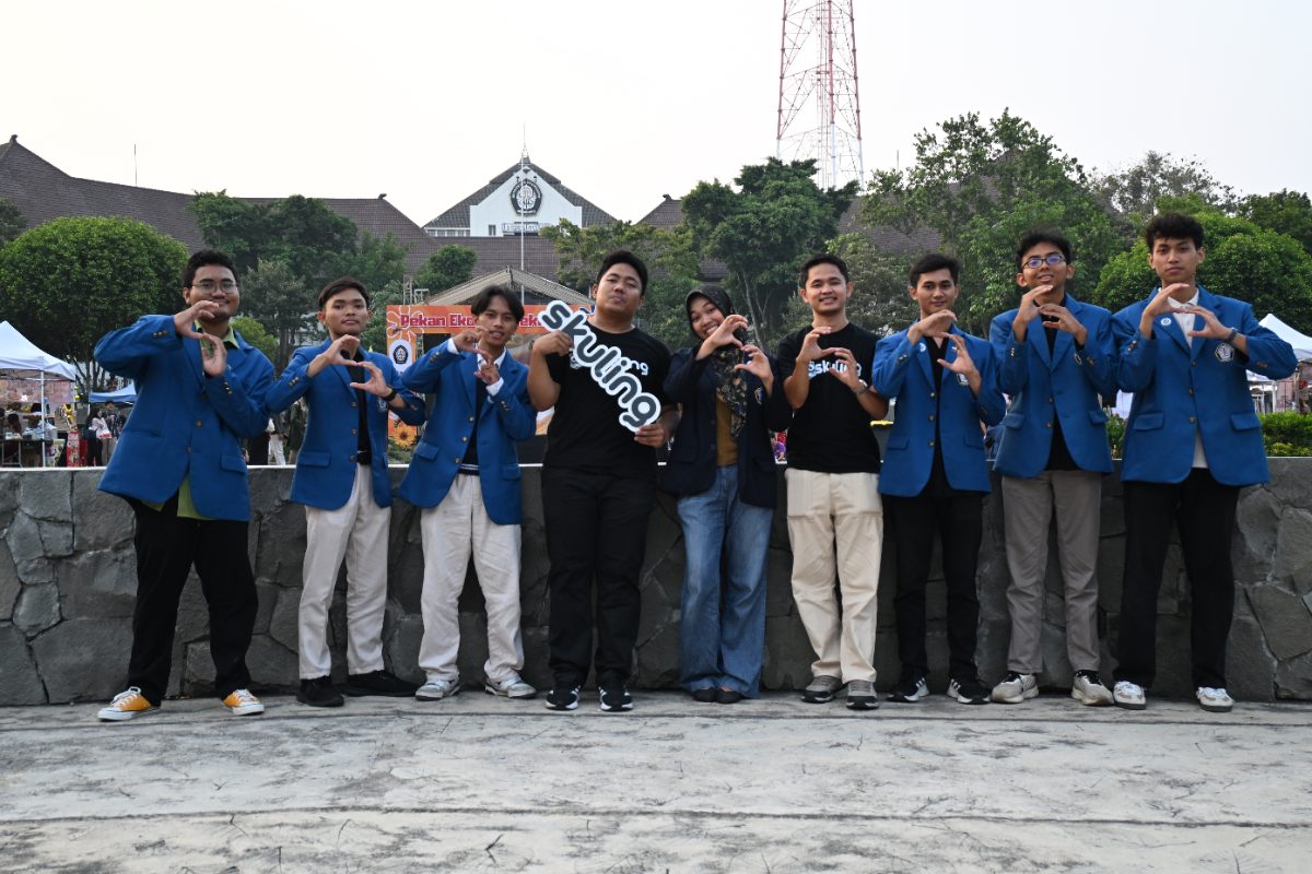 Tim Skuling bersama SkulChamps di Universitas Diponegoro