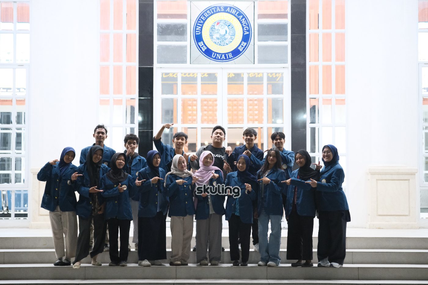 Tim Skuling bersama SkulChamps di Universitas Airlangga