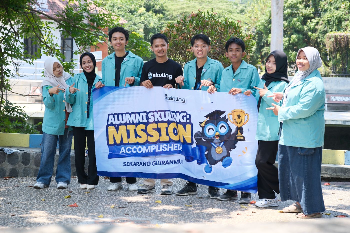 Tim Skuling bersama SkulChamps di Universitas Sebelas Maret