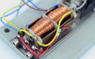 Rangkuman Materi Fisika Listrik dan Magnet: Rumus, Contoh Soal, dan Pembahasan