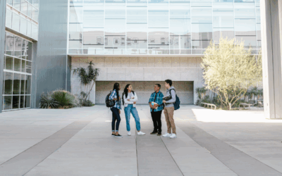 Pilih Sekolah Kedinasan atau Non-Ikatan Dinas? Ini yang Harus Kamu Pertimbangkan!