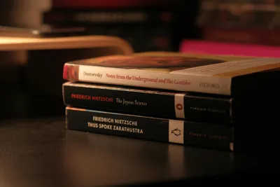 tumpukan buku